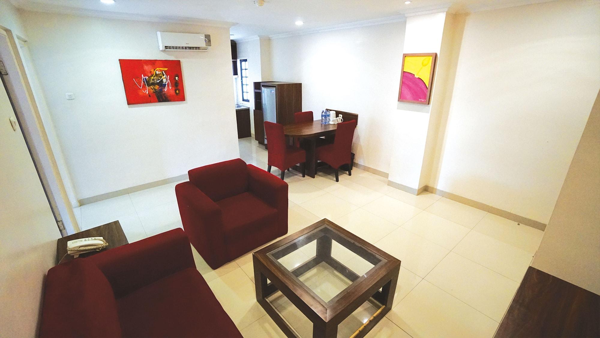 1O1 Urban Jakarta Thamrin Экстерьер фото
