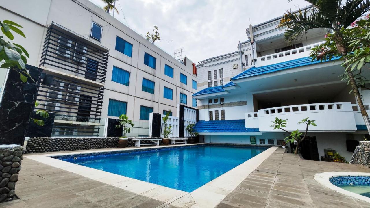1O1 Urban Jakarta Thamrin Экстерьер фото