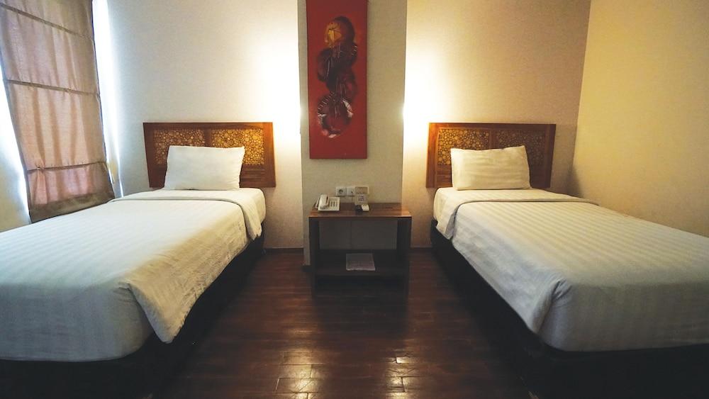 1O1 Urban Jakarta Thamrin Экстерьер фото